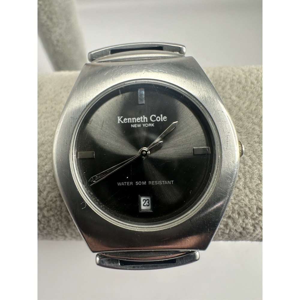 Kenneth Cole KC3121 New Battery 35MM 7.75"‎ Silver Tone C87